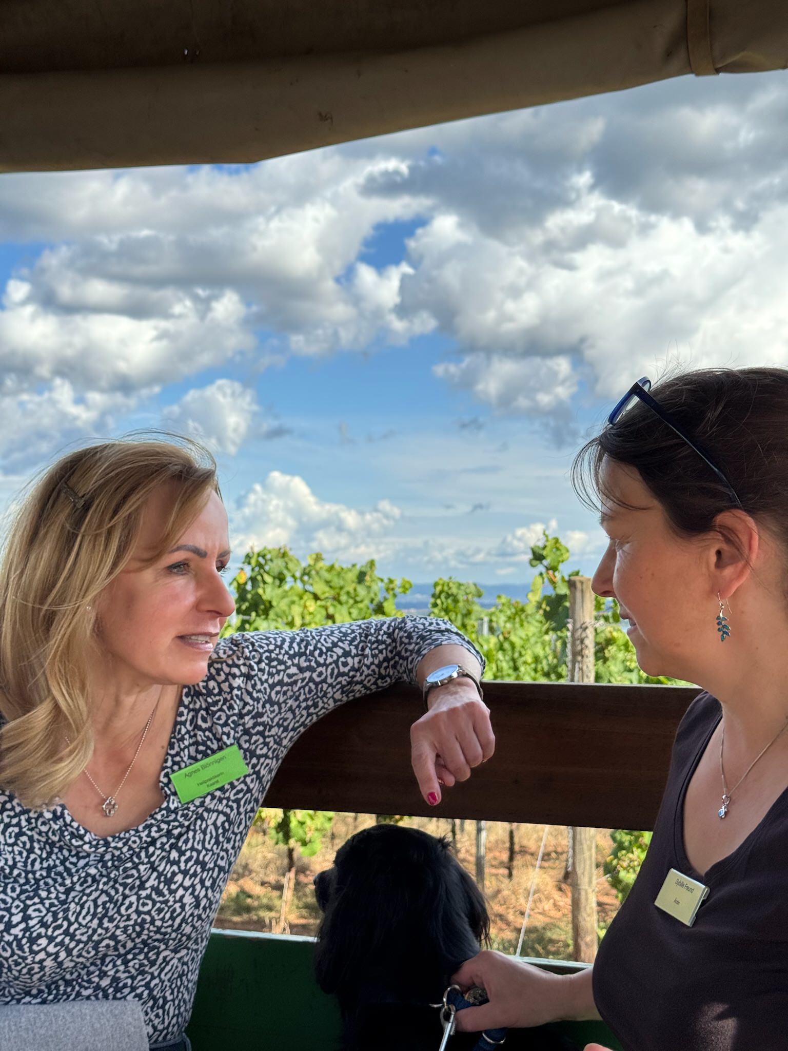  Agnes Blönnigen (Heilpraktikerin) und Sybille Freund 